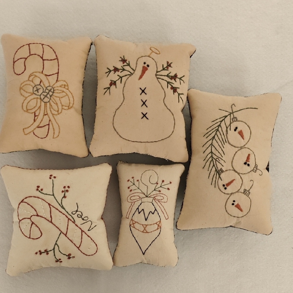Festive Embroidered Holiday Pillows Set 5